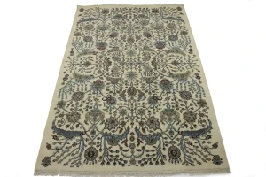 Cream Classic Floral 7X10 Traditional Indo-Kashan Oriental Rug