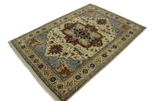 Cream Geometric Floral 6X8 Oriental Rug