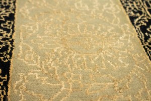 Black Floral 5X8 Modern Oriental Rug