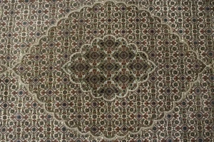 Cream Floral Geometric 7X10 Indo-Tabriz Fish Mahi Oriental Rug