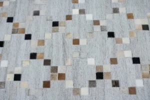 Gray Geometric 5X8 Cowhide Patchwork Modern Rug