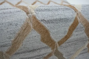 Grey Geometric 5X8 Cowhide Patchwork Modern Rug