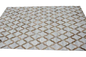 Gray Geometric 4X6 Cowhide Patchwork Modern Rug