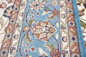 Cream Floral 7X9 Kirman Oriental Rug