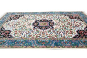 Cream Floral Kirman 6X9 Oriental Rug
