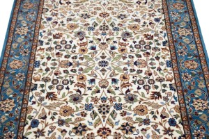 Cream Floral Kirman 4X6 Oriental Rug