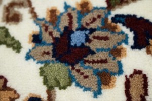 Cream Floral Kirman 4X6 Oriental Rug