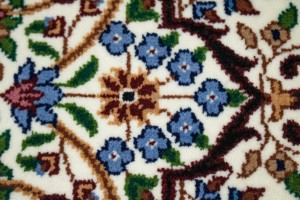 Cream Floral Kirman 4X6 Oriental Rug