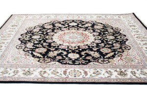 Black Classic Floral 8X8 Indo-Nain Oriental Square Rug