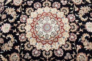 Black Classic Floral 8X8 Indo-Nain Oriental Square Rug