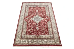 Red Floral Classic 6'5X9'9 Indo-Kashan Oriental Rug