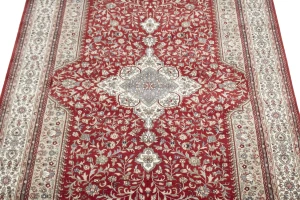 Red Floral Classic 6'5X9'9 Indo-Kashan Oriental Rug