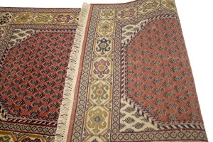 Bittersweet Red Floral 2'5X4'5 Indo Botemir Oriental Rug