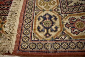 Bittersweet Red Floral 2'5X4'5 Indo Botemir Oriental Rug