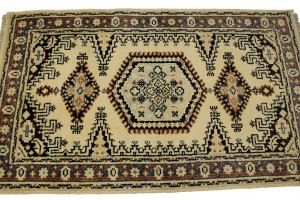 Cream Geometric 3X5 Viss Oriental Rug