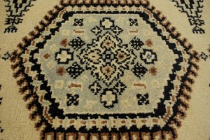 Cream Geometric 3X5 Viss Oriental Rug