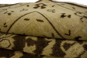 Brown Floral 5'5X8'7 Transitional Oriental Rug