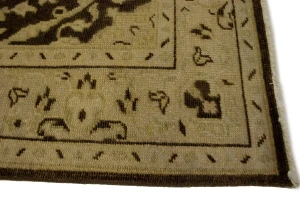 Brown Floral 5'5X8'7 Transitional Oriental Rug