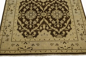 Brown Floral 5'7X8'9 Transitional Oriental Rug