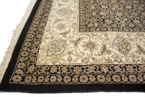 Black Floral Extra Fine 7X10 Herati Oriental Rug