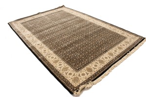 Black Floral Extra Fine 7X10 Herati Oriental Rug