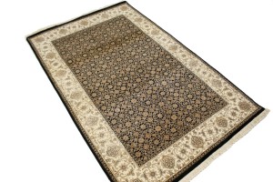 Black Floral Extra Fine 4X6 Herati Oriental Rug