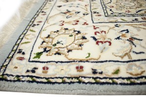 Light Blue Floral 5X8 Indo-Nain Oriental Rug