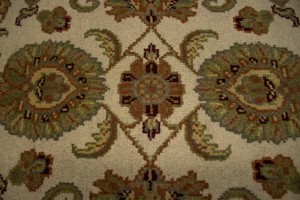 Cream Floral 4X6 Indo-Kashan Oriental Rug