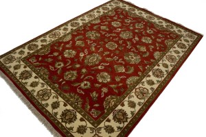 Red Floral 5X7 Indo-Kashan Oriental Rug