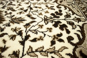 Cream Floral Kirman 6'3X6'5 Oriental Rug
