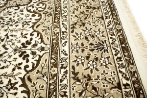 Cream Floral Kirman 6'3X6'5 Oriental Rug