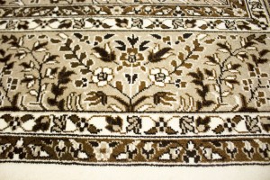 Cream Floral Kirman 6X6 Oriental Rug