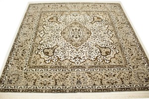 Cream Floral Kirman 6X6 Oriental Rug
