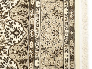 Cream Floral Kirman 6X6 Oriental Square Rug