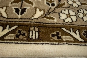 Cream Floral Kirman 6X6 Oriental Rug