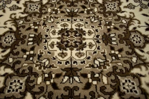 Cream Floral Kirman 6X6 Oriental Rug