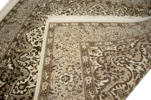 Cream Floral Kirman 5X5 Oriental Square Rug