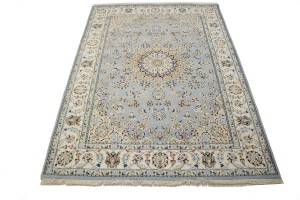 Light Blue Floral 5X7 Indo-Nain Oriental Rug