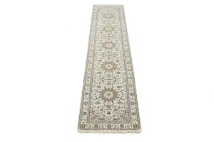 Cream Floral 2'9X12'6 Indo-Nain Oriental Runner Rug