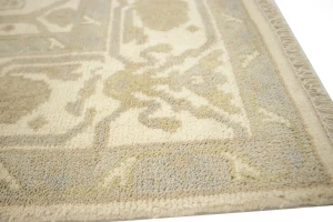 Muted Cream Floral 6X9 Oushak Chobi Oriental Rug