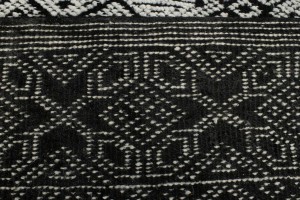 Ivory & Black Geometric 6X9 Modern Oriental Rug