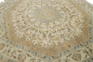 Muted Cream Floral 6X6 Oushak Oriental Octagon Rug