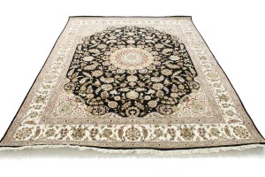 Black Floral 8X10 Indo-Nain Oriental Rug