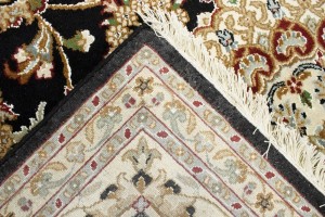 Black Floral 8X10 Indo-Nain Oriental Rug