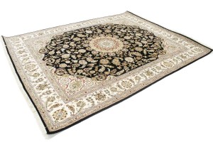 Black Floral 8X10 Indo-Nain Oriental Rug