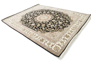 Black Floral 8X10 Indo-Nain Oriental Rug