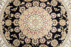 Dark Navy Floral 6X6 Indo-Nain Oriental Round Rug
