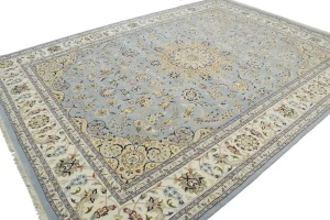 Light Blue Floral 9X12 Indo-Nain Oriental Rug