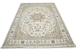 Cream Floral 9X12 Indo-Nain Oriental Rug