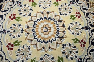 Cream Floral 9X12 Indo-Nain Oriental Rug